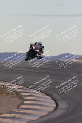 media/Sep-21-2025-Race Pace (Sun) [[98bf33ef95]]/Non Verified/1-Turns 9 and 10 (8am)/